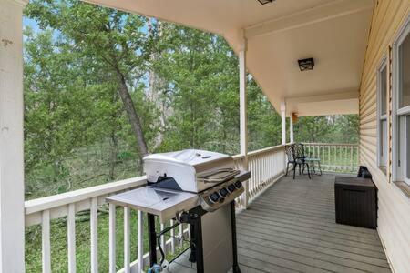 Harpers Ferry Cabin Hot Tub, Deck, Fire Pit, Wifi Exterior foto